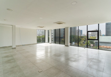 95 Sqm Office For Rent - Boeung Kak 2, Phnom Penh thumbnail