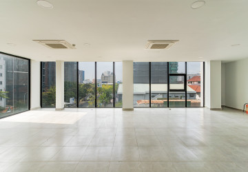 95 Sqm Office For Rent - Boeung Kak 2, Phnom Penh thumbnail
