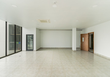 80 Sqm Office For Rent - Boeung Kak 2, Phnom Penh thumbnail