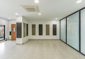 55 Sqm Office For Rent - Boeung Kak 2, Phnom Penh thumbnail