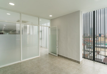 145 Sqm Office For Rent - Boeung Kak 2, Phnom Penh thumbnail