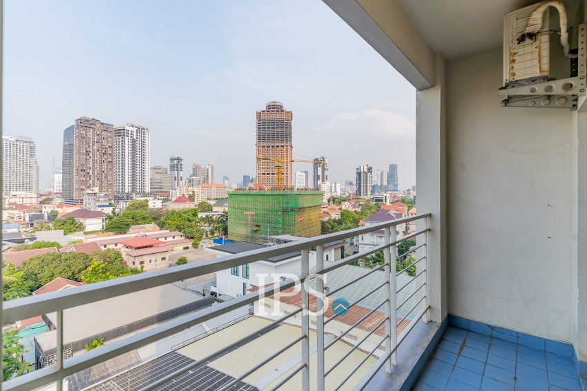 9th Floor 3 Bedroom Condo For Sale - De Castle Noblesse, Beoung Kak 1, Phnom Penh