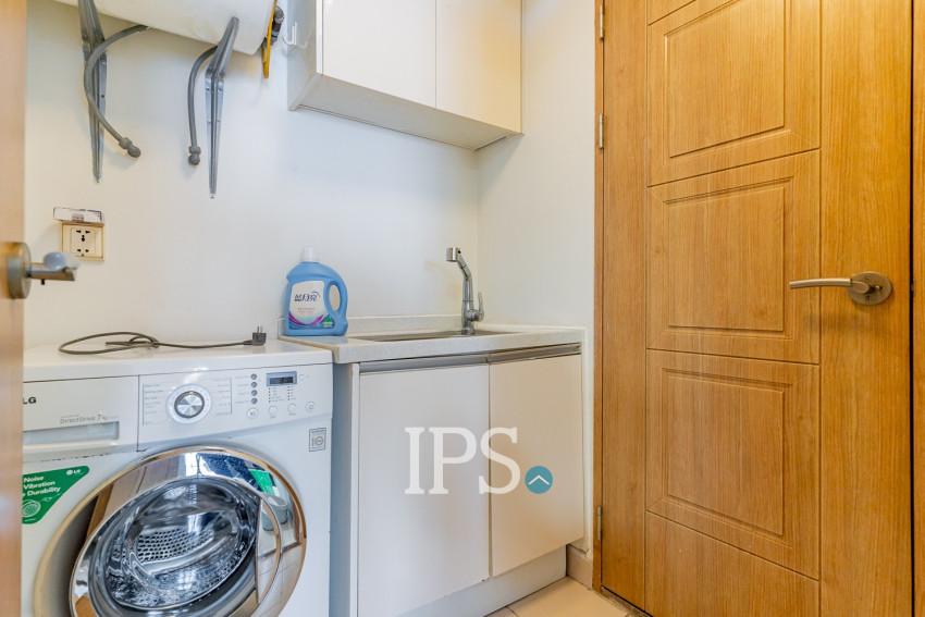 9th Floor 3 Bedroom Condo For Sale - De Castle Noblesse, Beoung Kak 1, Phnom Penh
