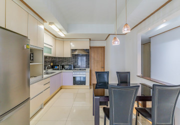 9th Floor 3 Bedroom Condo For Sale - De Castle Noblesse, Beoung Kak 1, Phnom Penh thumbnail