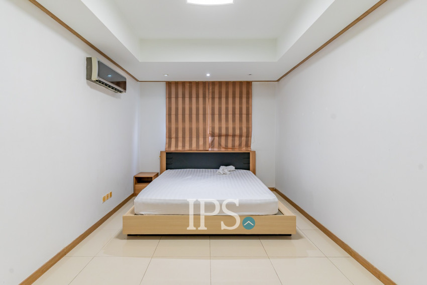 9th Floor 3 Bedroom Condo For Sale - De Castle Noblesse, Beoung Kak 1, Phnom Penh