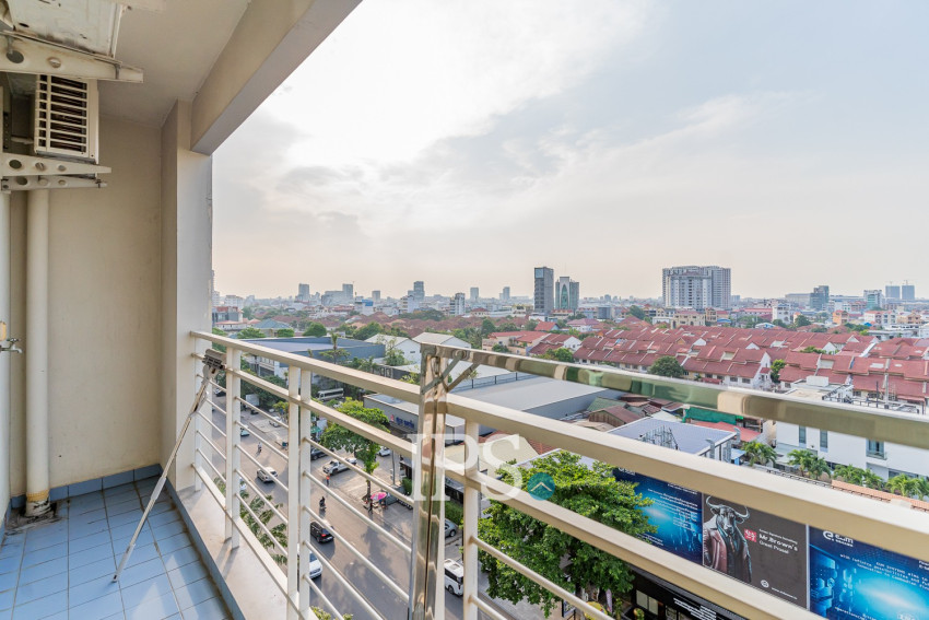 9th Floor 3 Bedroom Condo For Sale - De Castle Noblesse, Beoung Kak 1, Phnom Penh