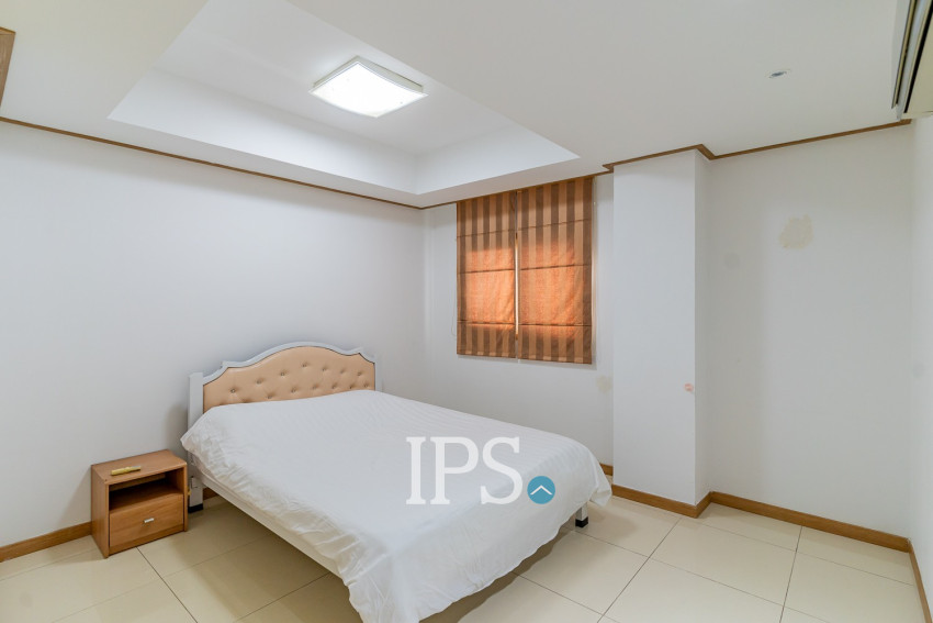 9th Floor 3 Bedroom Condo For Sale - De Castle Noblesse, Beoung Kak 1, Phnom Penh