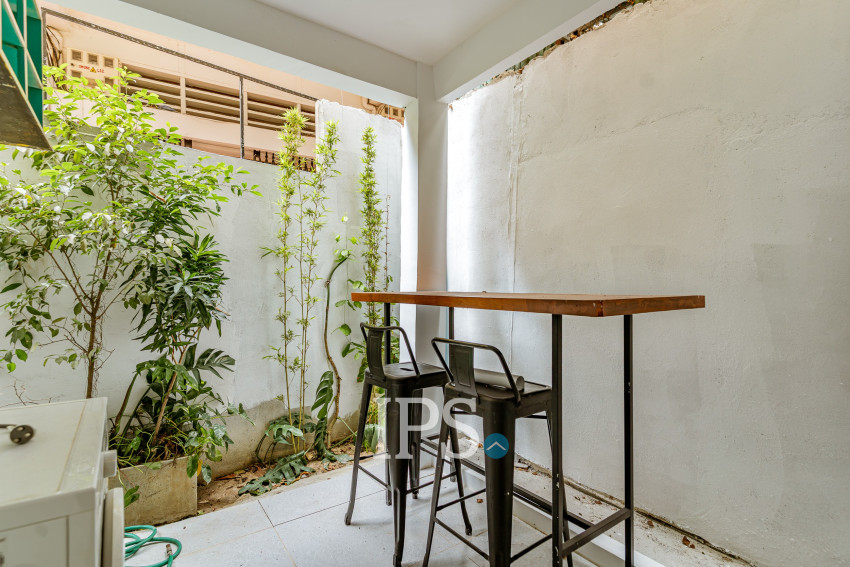 3 Bedroom Townhouse For Rent - Chaktomuk, Phnom Penh