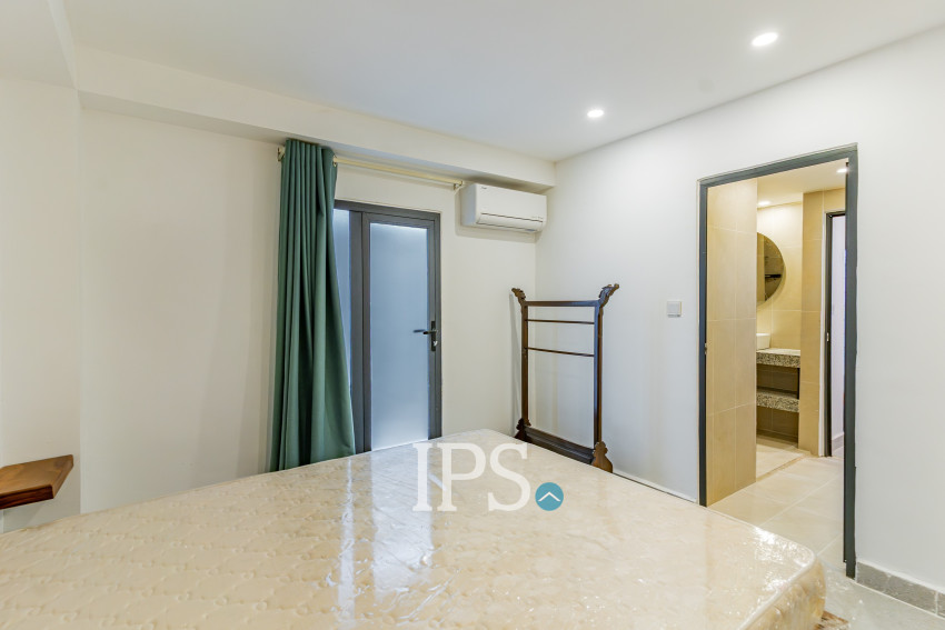 3 Bedroom Townhouse For Rent - Chaktomuk, Phnom Penh