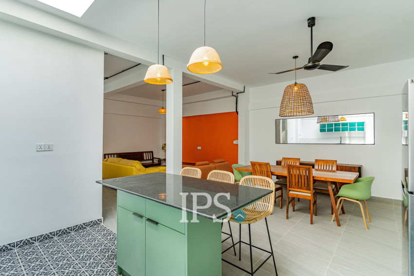 3 Bedroom Townhouse For Rent - Chaktomuk, Phnom Penh