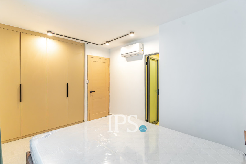 3 Bedroom Townhouse For Rent - Chaktomuk, Phnom Penh