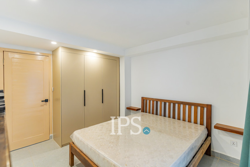 3 Bedroom Townhouse For Rent - Chaktomuk, Phnom Penh