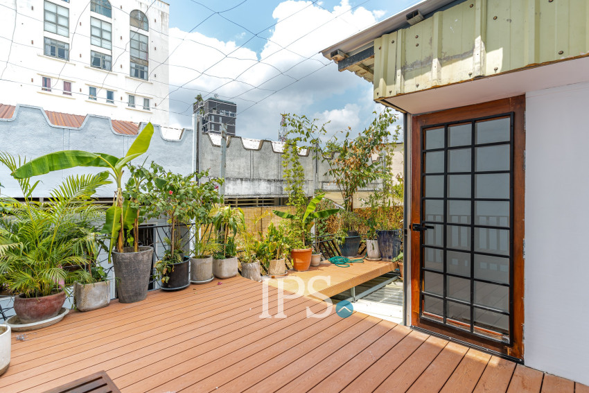 3 Bedroom Townhouse For Rent - Chaktomuk, Phnom Penh