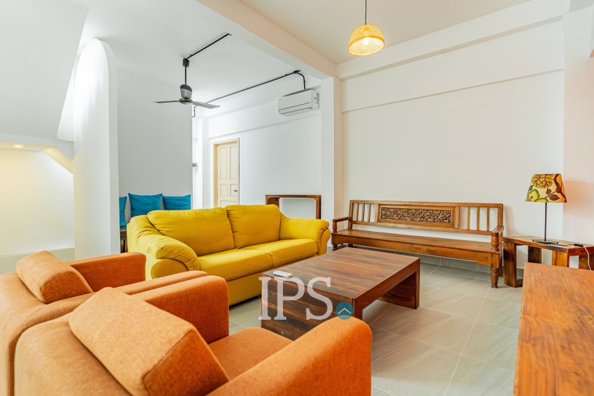 3 Bedroom Townhouse For Rent - Chaktomuk, Phnom Penh