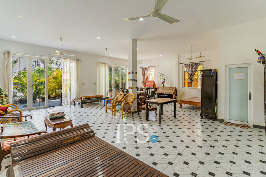 8 Unit Apartment Building For Sale - Preaek Aeng, Khan Chbar Ampov, Phnom Penh