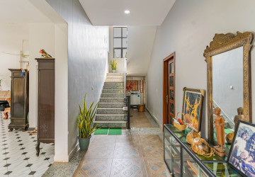 8 Unit Apartment Building For Sale - Preaek Aeng, Khan Chbar Ampov, Phnom Penh thumbnail