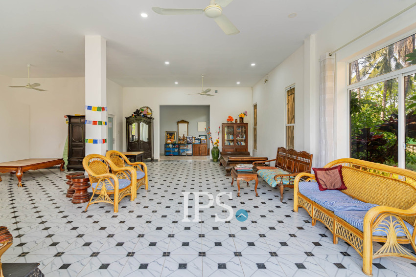 8 Unit Apartment Building For Sale - Preaek Aeng, Khan Chbar Ampov, Phnom Penh