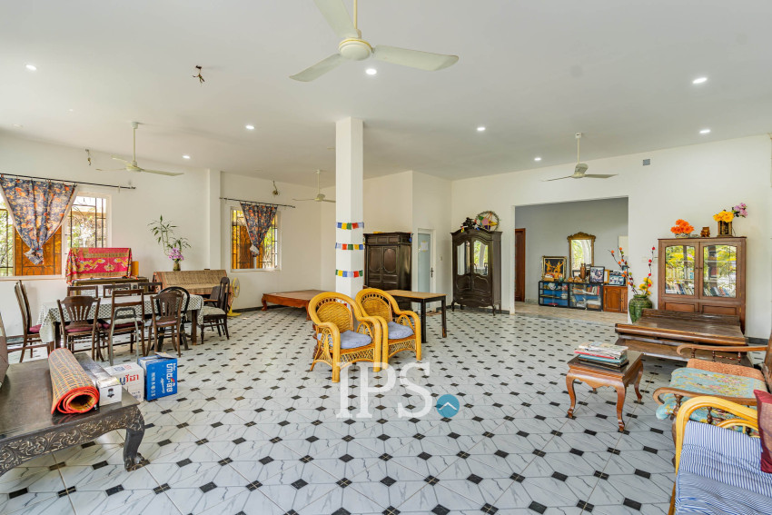 8 Unit Apartment Building For Sale - Preaek Aeng, Khan Chbar Ampov, Phnom Penh