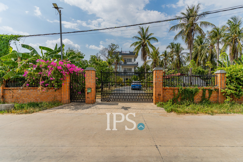 8 Unit Apartment Building For Sale - Preaek Aeng, Khan Chbar Ampov, Phnom Penh
