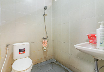 800 Sqm Retail Space For Rent - Teuk Thla, Phnom Penh thumbnail