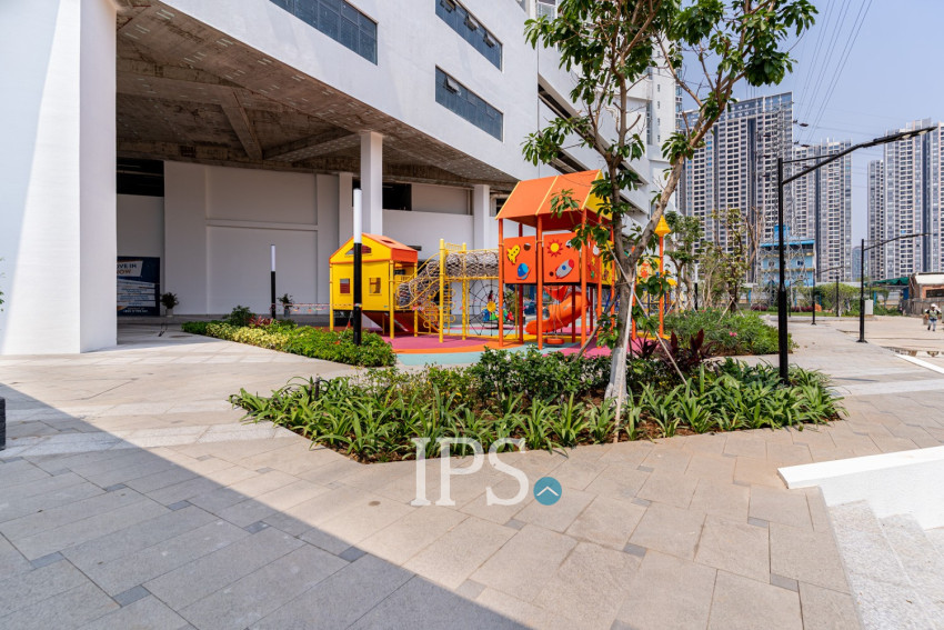 3 Bedroom Condo For Rent - Urban Village Phase II, Chak Angrae Leu, Phnom Penh