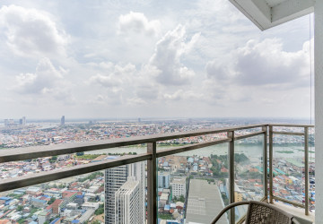 3 Bedroom Condo For Rent - Urban Village Phase II, Chak Angrae Leu, Phnom Penh thumbnail