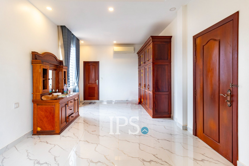 4 Bedroom House For Rent - Slor Kram, Siem Reap