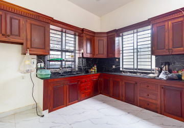 4 Bedroom House For Rent - Slor Kram, Siem Reap thumbnail