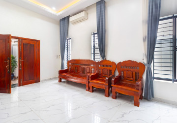 4 Bedroom House For Rent - Slor Kram, Siem Reap thumbnail
