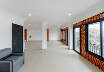 160 Sqm  Retail Space For Rent - Svay Dangkum Siem Reap thumbnail