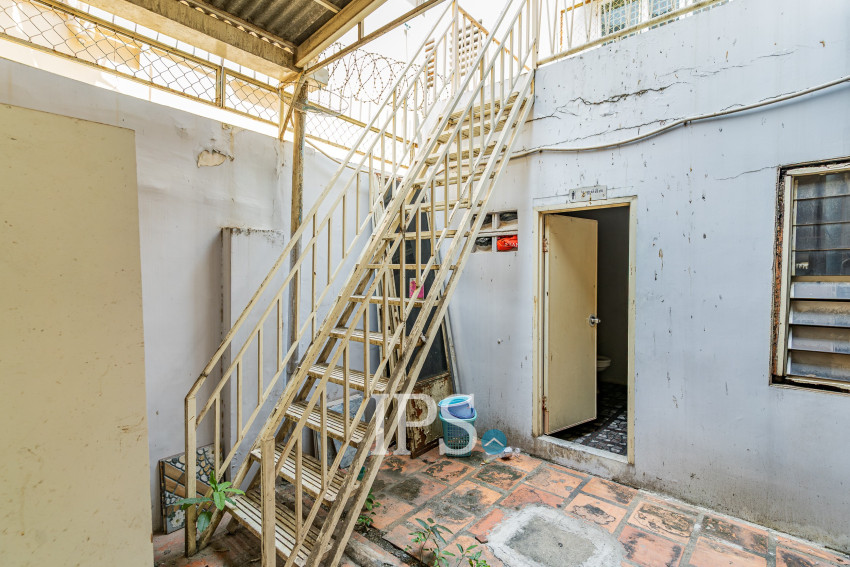 11 Bedroom Commercial Villa For Rent - BKK1, Phnom Penh