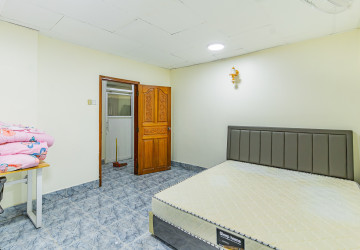 11 Bedroom Commercial Villa For Rent - BKK1, Phnom Penh thumbnail