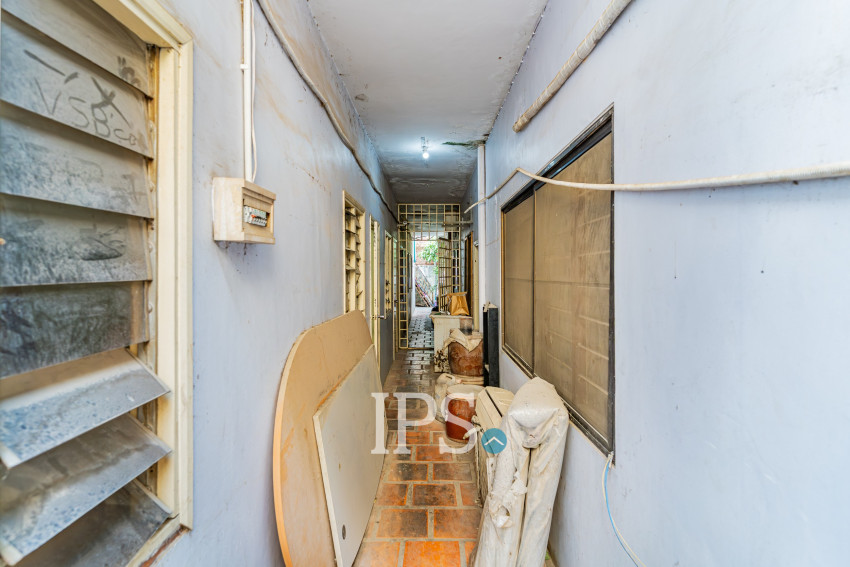 11 Bedroom Commercial Villa For Rent - BKK1, Phnom Penh