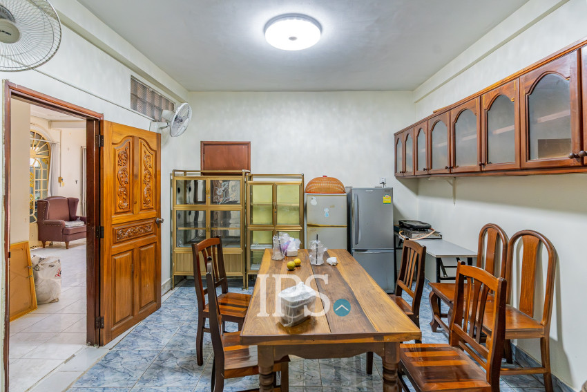 11 Bedroom Commercial Villa For Rent - BKK1, Phnom Penh