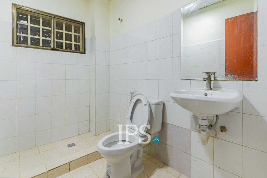 11 Bedroom Commercial Villa For Rent - BKK1, Phnom Penh