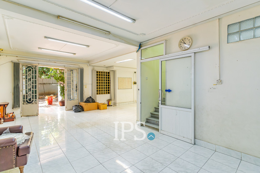 11 Bedroom Commercial Villa For Rent - BKK1, Phnom Penh