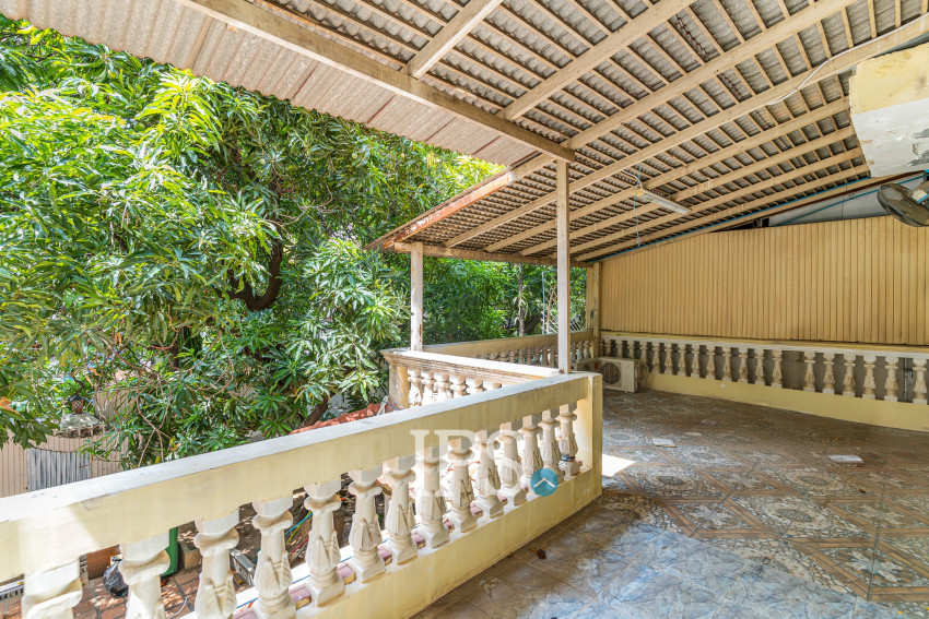 11 Bedroom Commercial Villa For Rent - BKK1, Phnom Penh