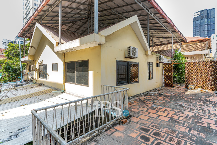 11 Bedroom Commercial Villa For Rent - BKK1, Phnom Penh