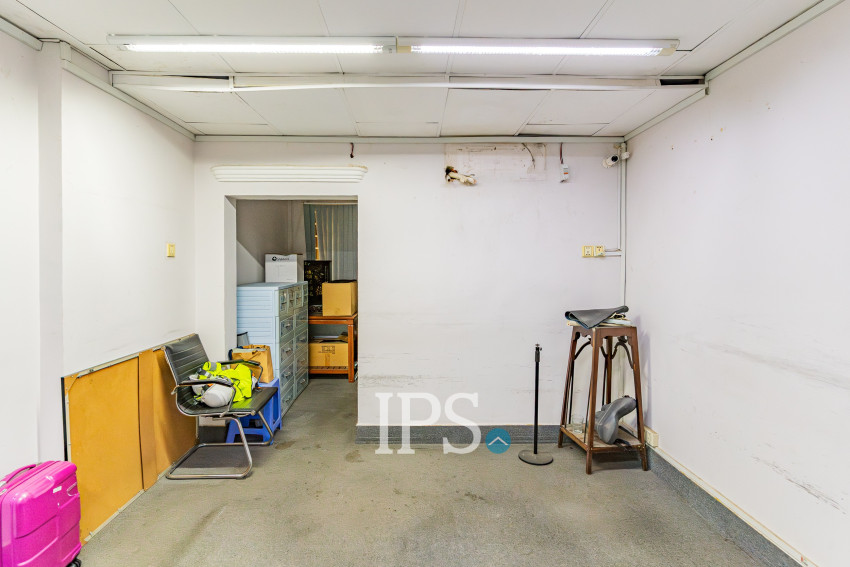 11 Bedroom Commercial Villa For Rent - BKK1, Phnom Penh