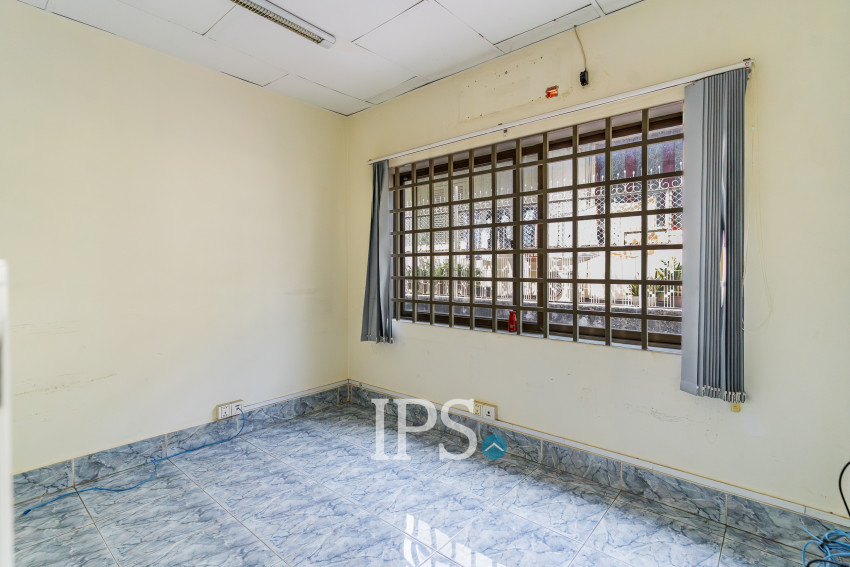 11 Bedroom Commercial Villa For Rent - BKK1, Phnom Penh