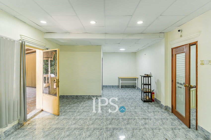 11 Bedroom Commercial Villa For Rent - BKK1, Phnom Penh