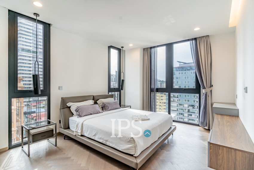 2 Bedroom Serviced Apartment For Rent - BKK1, Phnom Penh