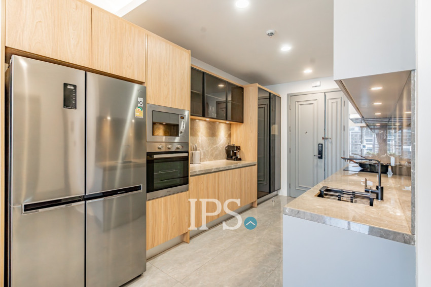 2 Bedroom Serviced Apartment For Rent - BKK1, Phnom Penh