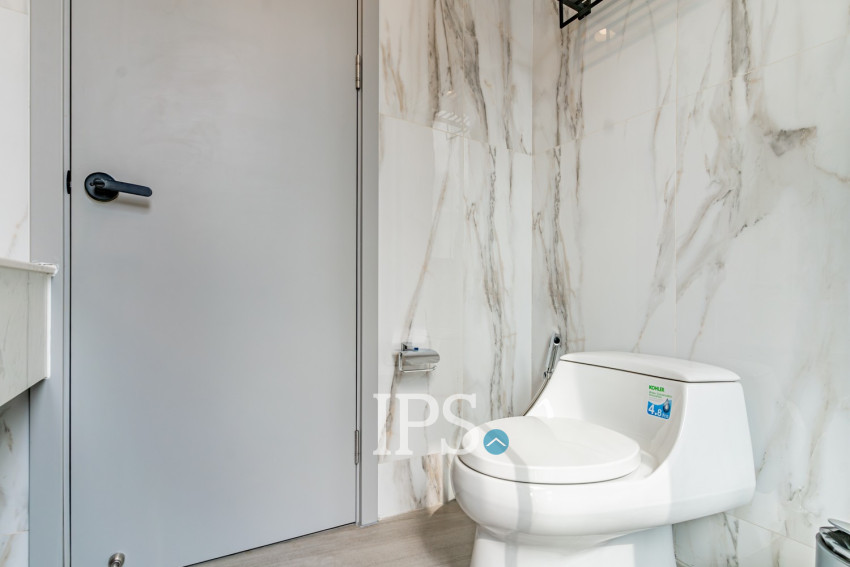 2 Bedroom Serviced Apartment For Rent - BKK1, Phnom Penh