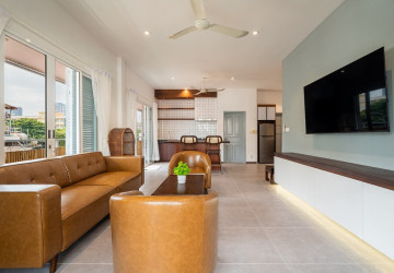 Renovated 3 Bedroom Apartment For Rent - Chakto Mukh, Phnom Penh thumbnail