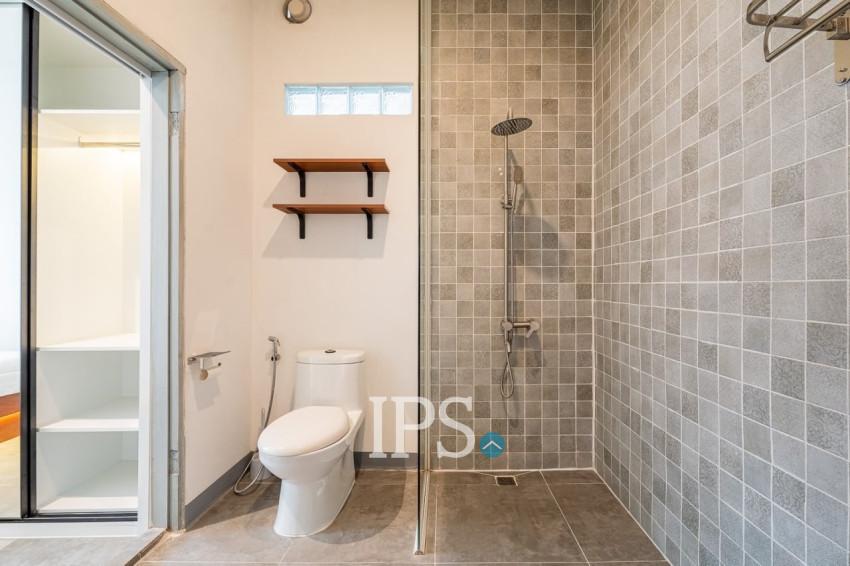 Renovated 3 Bedroom Apartment For Rent - Chakto Mukh, Phnom Penh