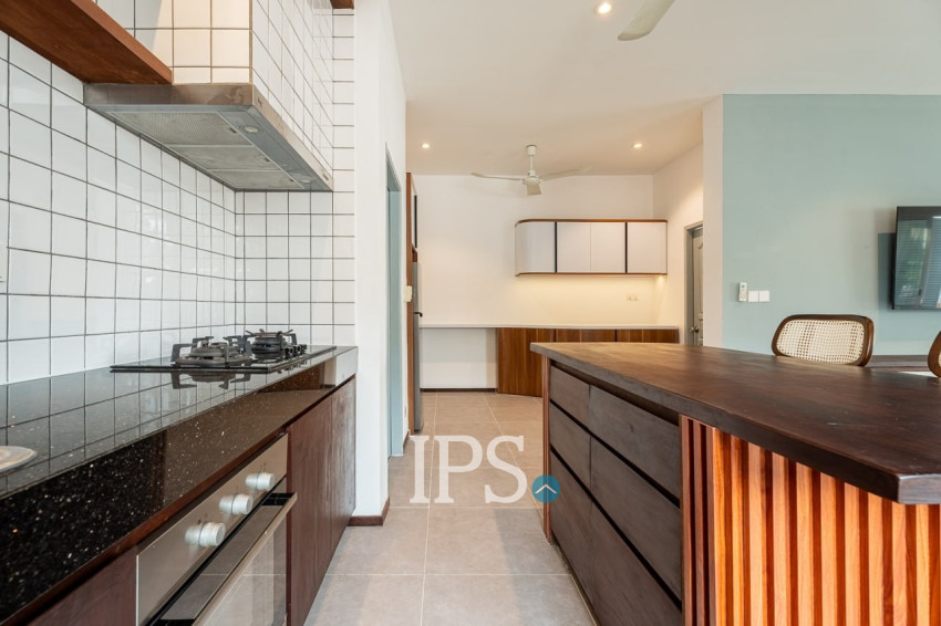 Renovated 3 Bedroom Apartment For Rent - Chakto Mukh, Phnom Penh