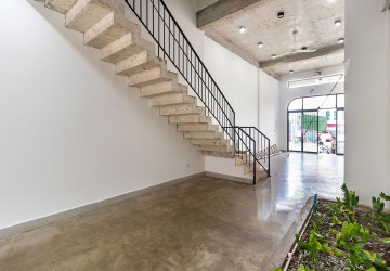 2 Bedroom Commercial Shophouse For Rent - Slor Kram, Siem Reap thumbnail