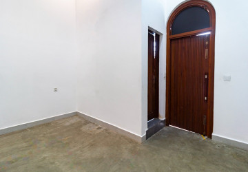 2 Bedroom Commercial Shophouse For Rent - Slor Kram, Siem Reap thumbnail