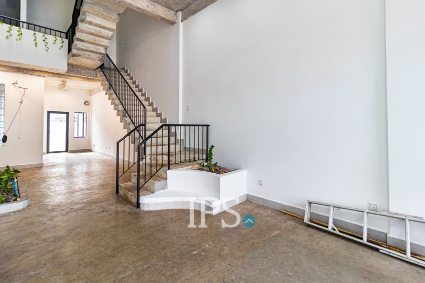 2 Bedroom Commercial Shophouse For Rent - Slor Kram, Siem Reap